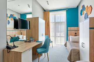 Отель Aqua-Minsk Hotel Plus Минск Двухместный номер с 2 отдельными кроватями-6