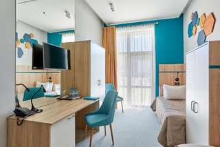 Отель Aqua-Minsk Hotel Plus Минск Двухместный номер с 2 отдельными кроватями-13